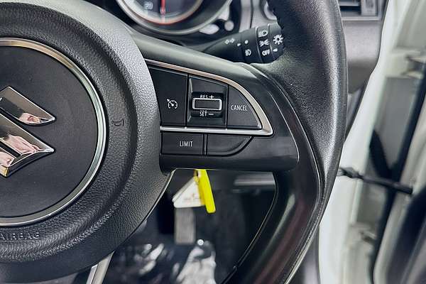 2020 Suzuki SWIFT GL NAVI AL