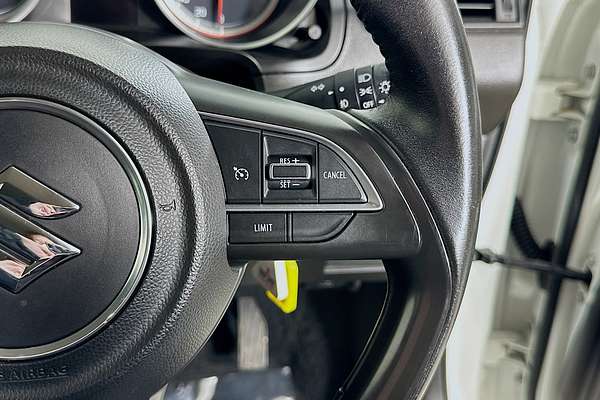 2020 Suzuki SWIFT GL NAVI AZ SERIES II