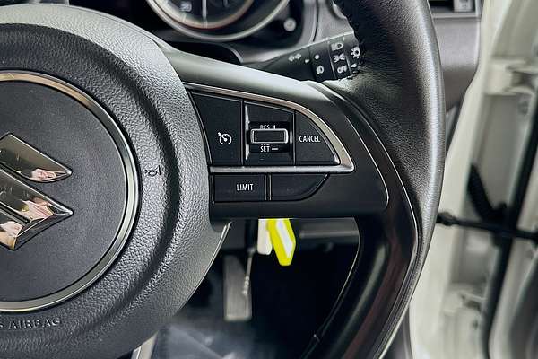 2023 Suzuki SWIFT GL NAVI AZ SERIES II
