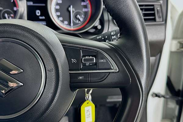 2023 Suzuki SWIFT GL NAVI AZ SERIES II