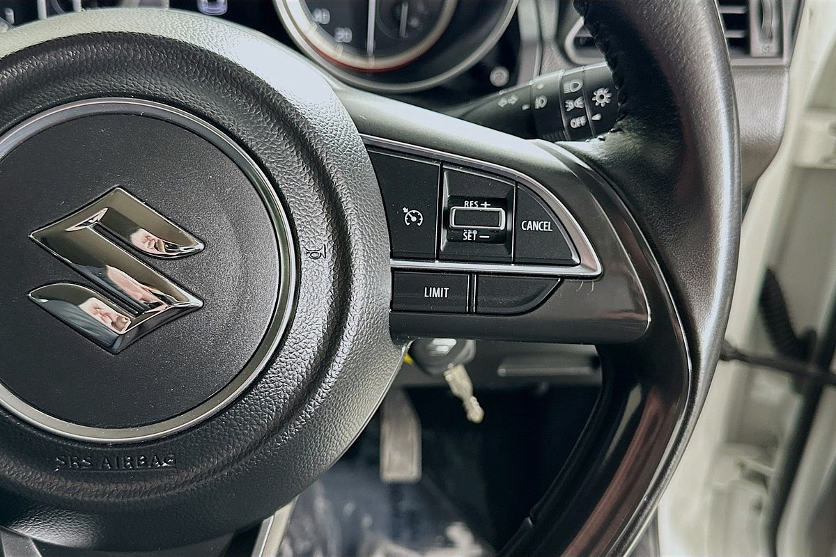 2021 Suzuki SWIFT GL NAVI AZ SERIES II