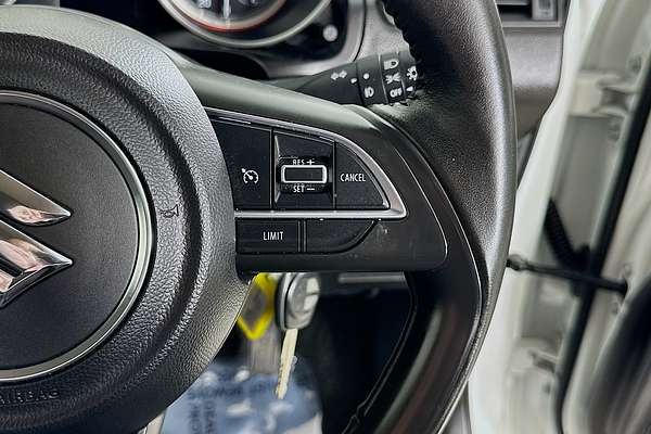 2023 Suzuki SWIFT GL NAVI AZ SERIES II