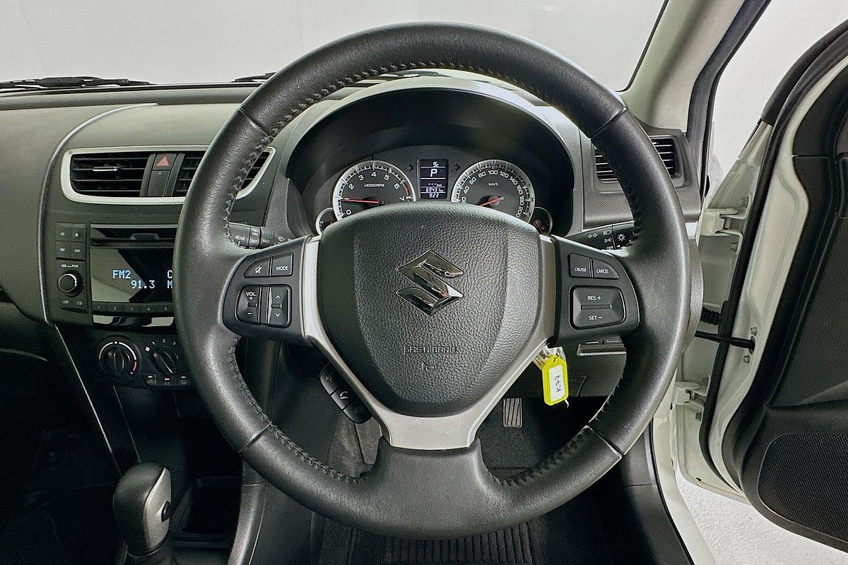 2016 Suzuki SWIFT GL FZ