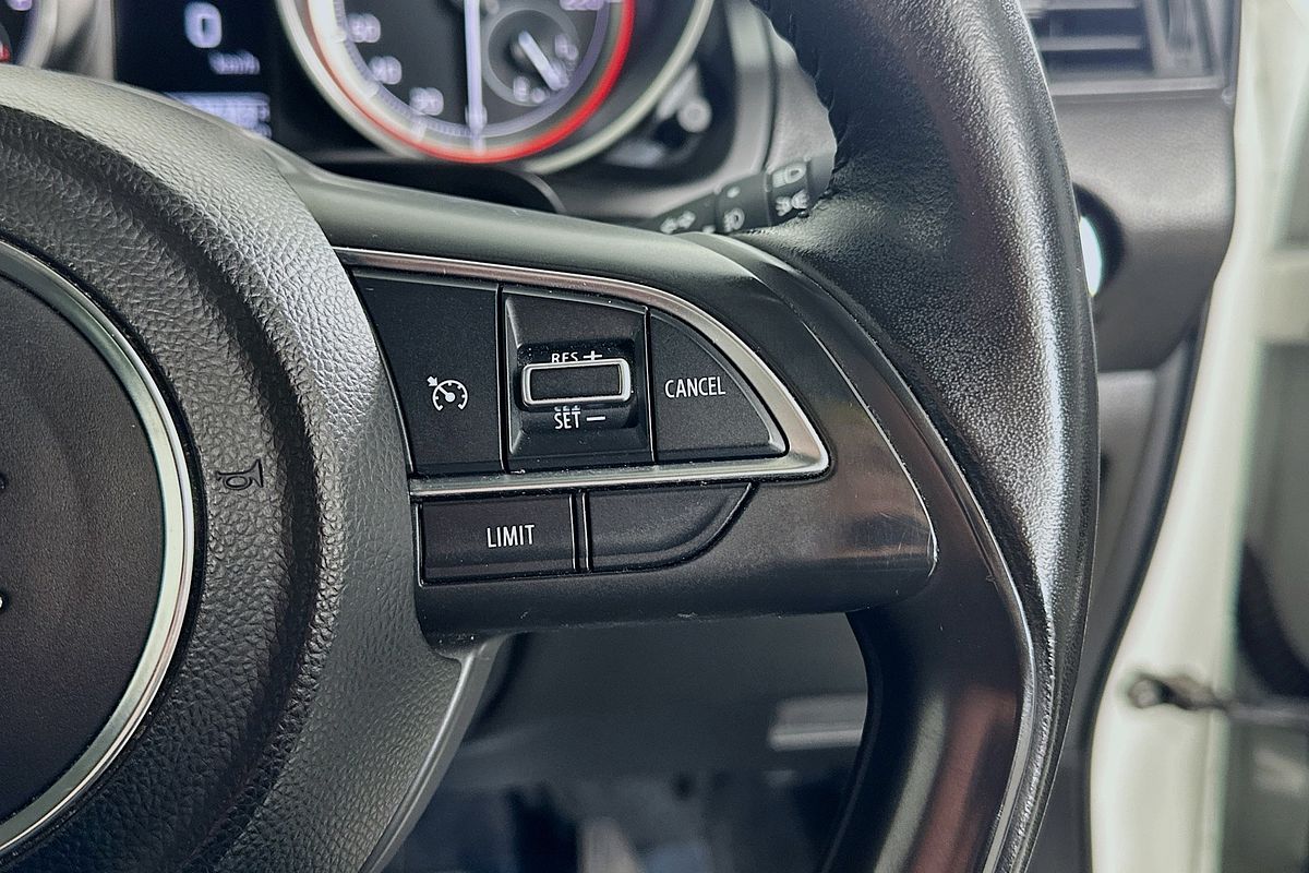 2022 Suzuki SWIFT GL NAVI AZ SERIES II