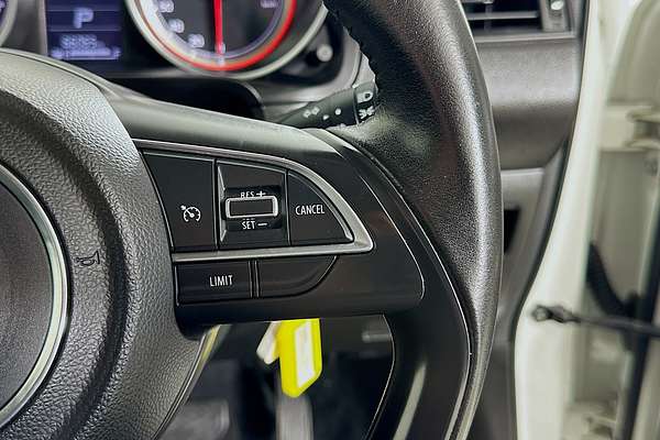 2020 Suzuki SWIFT GL NAVI AZ SERIES II