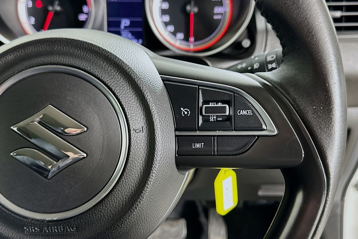 2020 Suzuki SWIFT GL NAVI AZ SERIES II