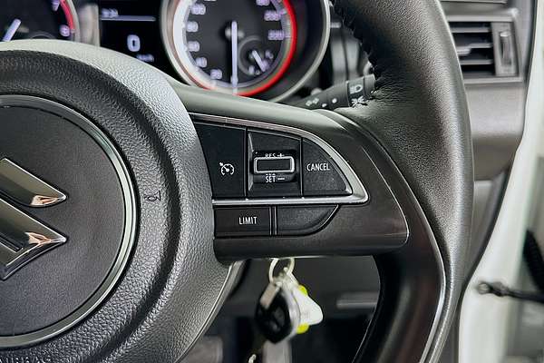 2023 Suzuki SWIFT GL NAVI AZ SERIES II