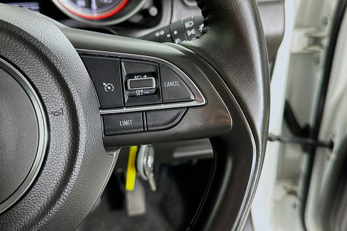 2023 Suzuki SWIFT GL NAVI AZ SERIES II
