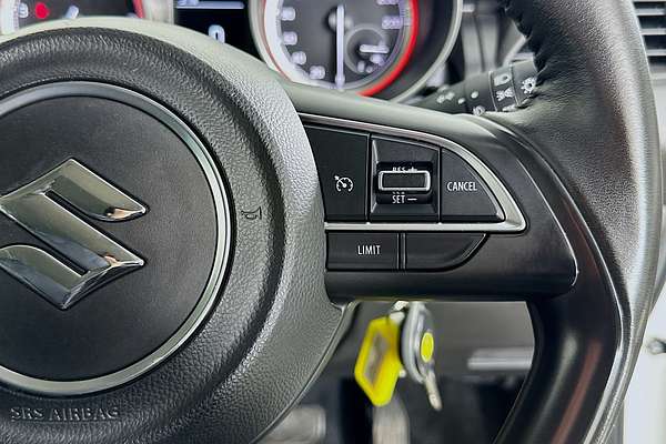 2023 Suzuki SWIFT GL NAVI AZ SERIES II