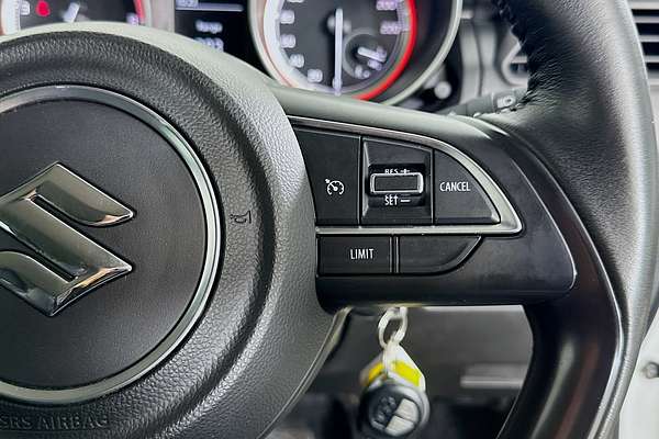 2023 Suzuki SWIFT GL NAVI AZ SERIES II