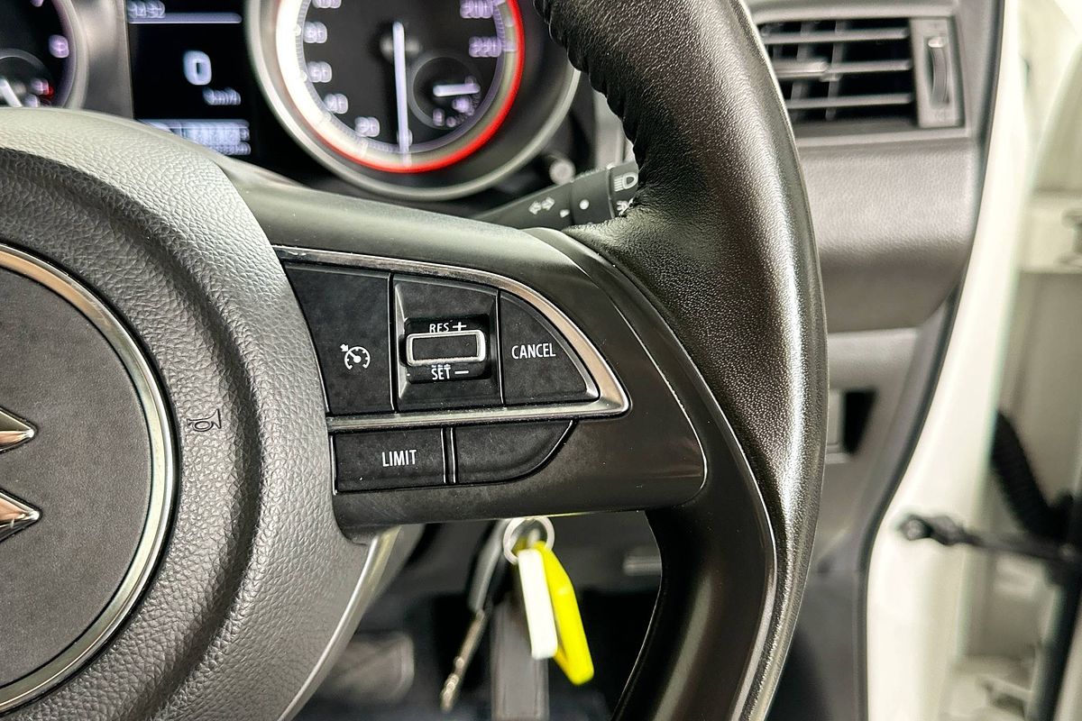 2023 Suzuki SWIFT GL NAVI AZ SERIES II