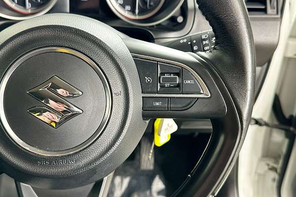 2023 Suzuki SWIFT GL NAVI AZ SERIES II