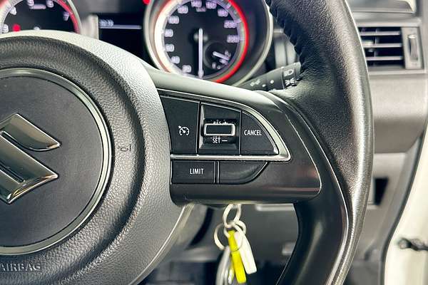 2023 Suzuki SWIFT GL NAVI AZ SERIES II