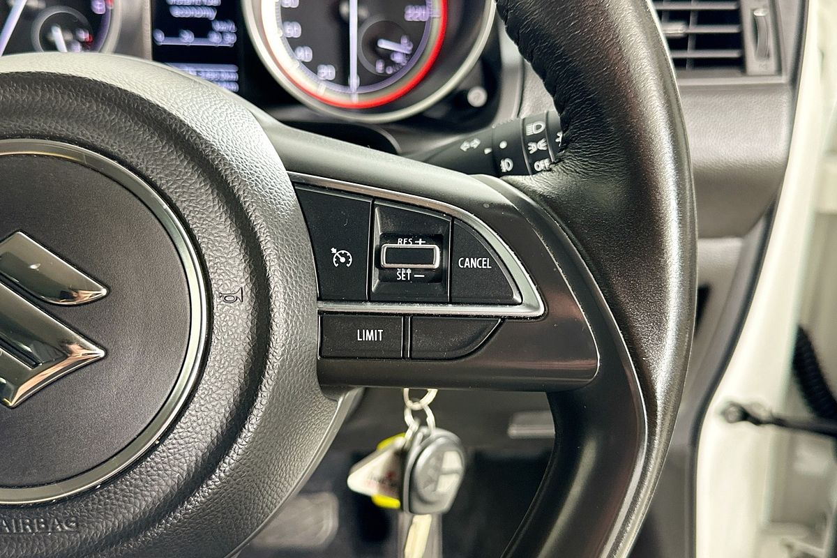 2023 Suzuki SWIFT GL NAVI AZ SERIES II