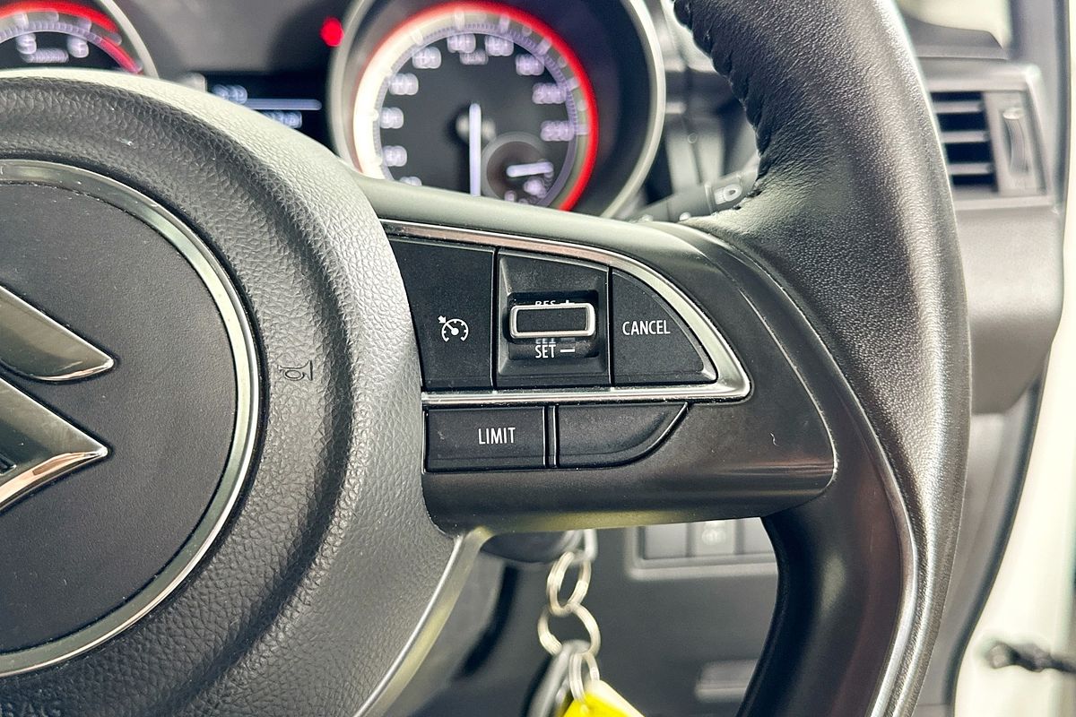 2023 Suzuki SWIFT GL NAVI AZ SERIES II