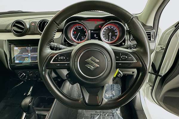 2023 Suzuki SWIFT GL NAVI AZ SERIES II