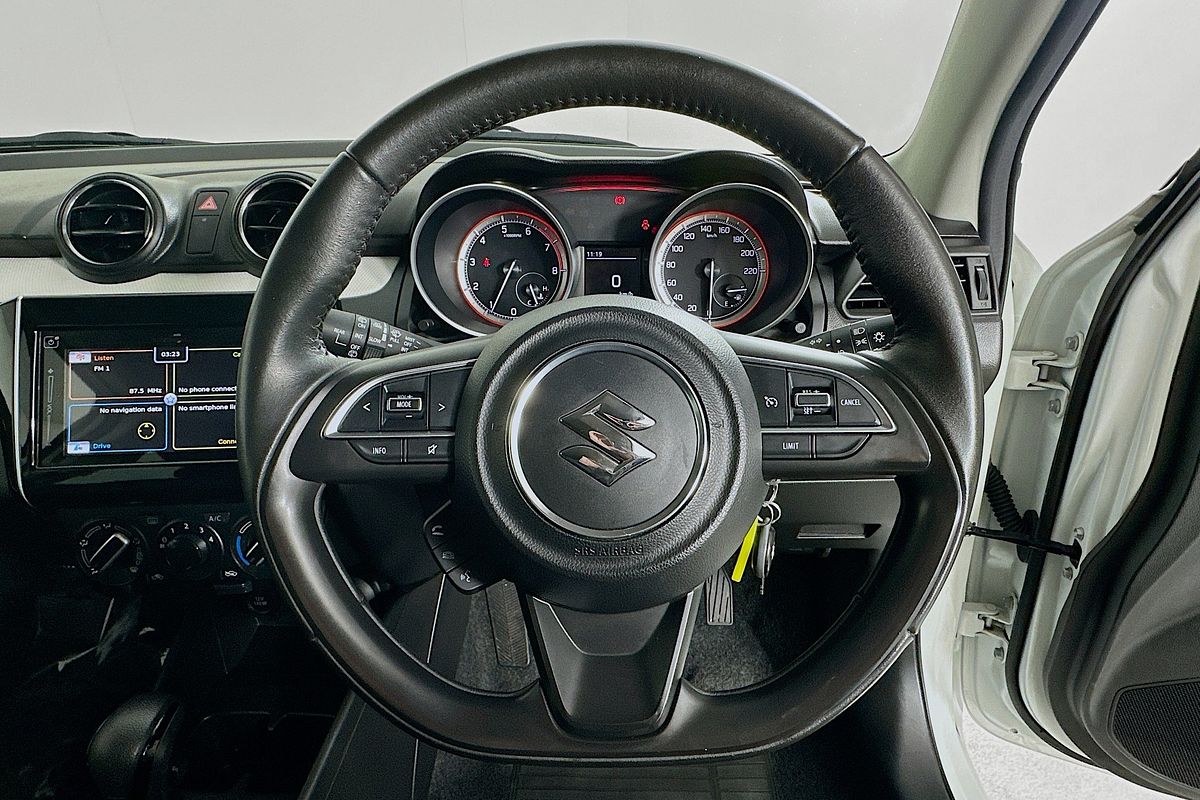 2023 Suzuki SWIFT GL NAVI AZ SERIES II