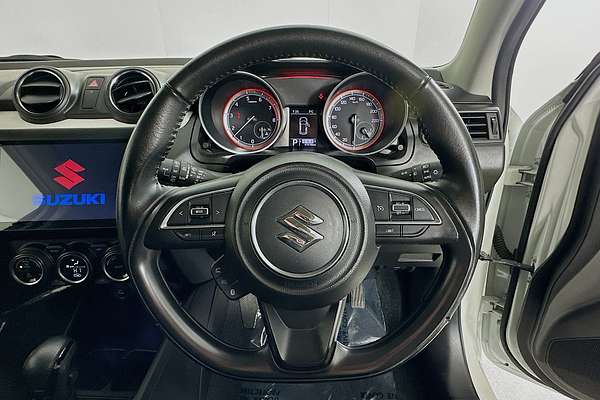 2022 Suzuki SWIFT GL NAVI AZ SERIES II