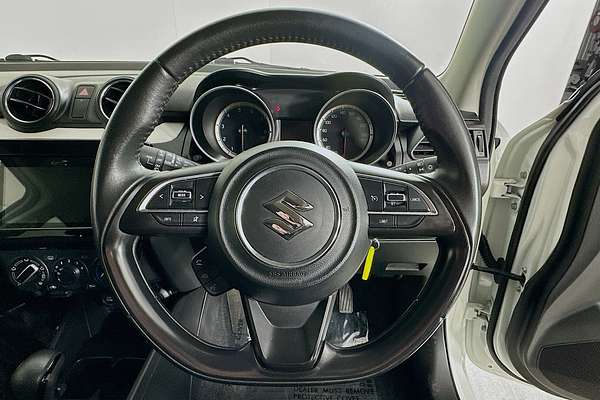2020 Suzuki SWIFT GL NAVI AZ SERIES II