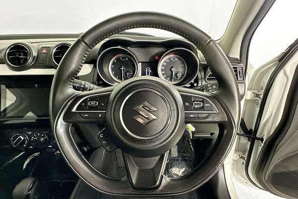 2023 Suzuki SWIFT GL NAVI AZ SERIES II