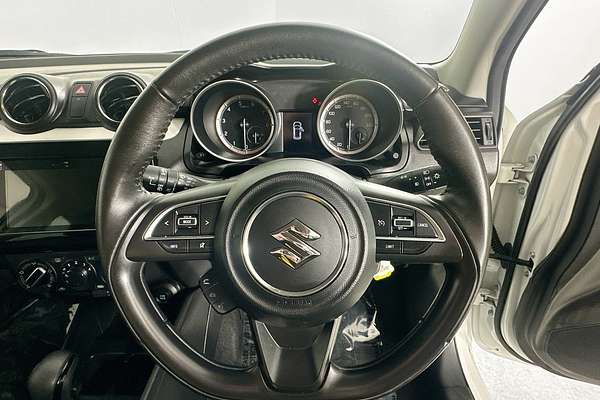 2023 Suzuki SWIFT GL NAVI AZ SERIES II