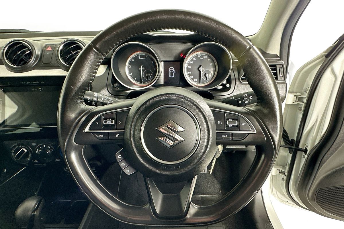 2023 Suzuki SWIFT GL NAVI AZ SERIES II