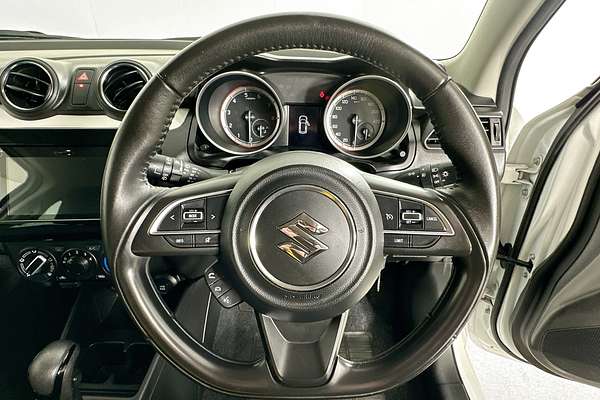 2023 Suzuki SWIFT GL NAVI AZ SERIES II