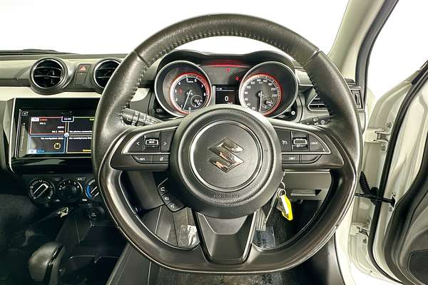 2023 Suzuki SWIFT GL NAVI AZ SERIES II