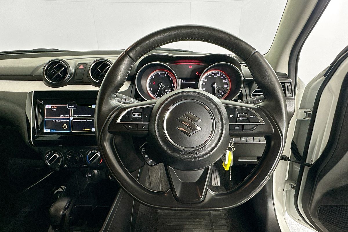 2023 Suzuki SWIFT GL NAVI AZ SERIES II