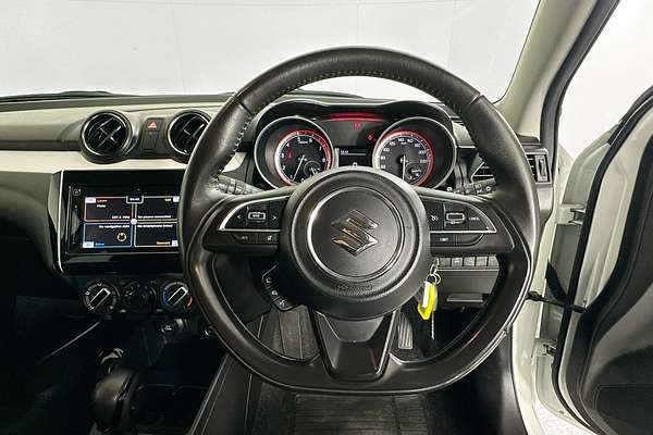 2023 Suzuki SWIFT GL NAVI AZ SERIES II