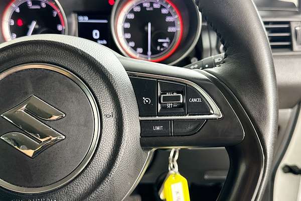 2023 Suzuki SWIFT GL NAVI AZ SERIES II