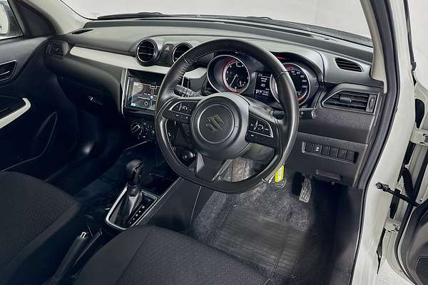 2023 Suzuki SWIFT GL NAVI AZ SERIES II