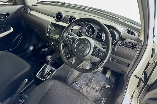 2021 Suzuki SWIFT GL NAVI AZ SERIES II
