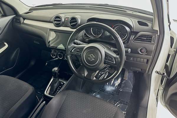 2022 Suzuki SWIFT GL NAVI AZ SERIES II
