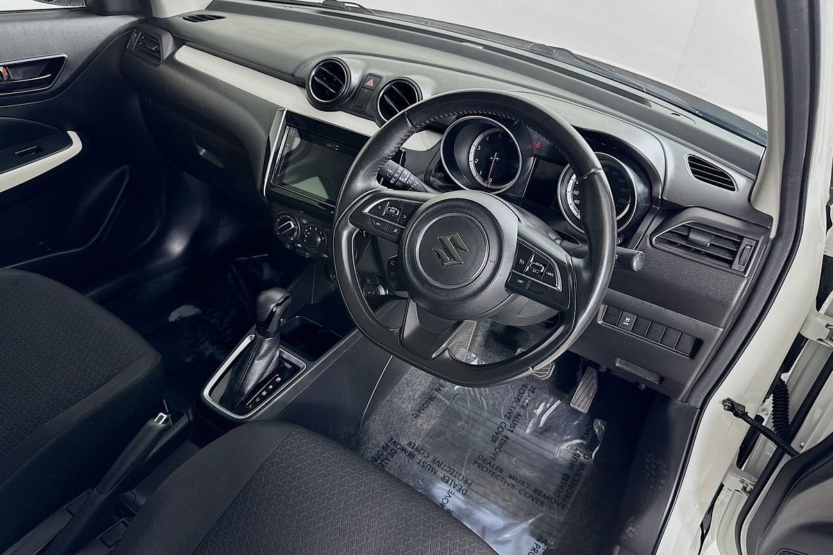 2020 Suzuki SWIFT GL NAVI AZ SERIES II