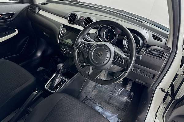 2020 Suzuki SWIFT GL NAVI AZ SERIES II