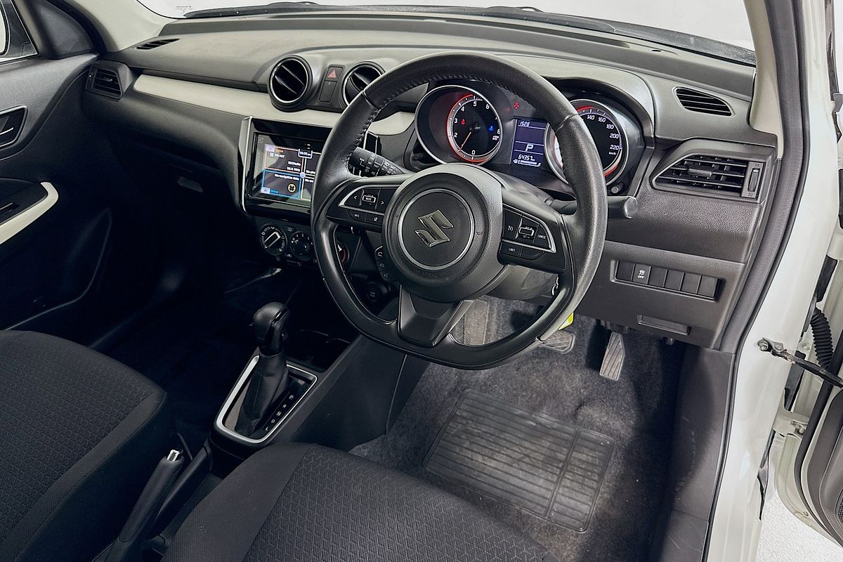 2020 Suzuki SWIFT GL NAVI AZ SERIES II