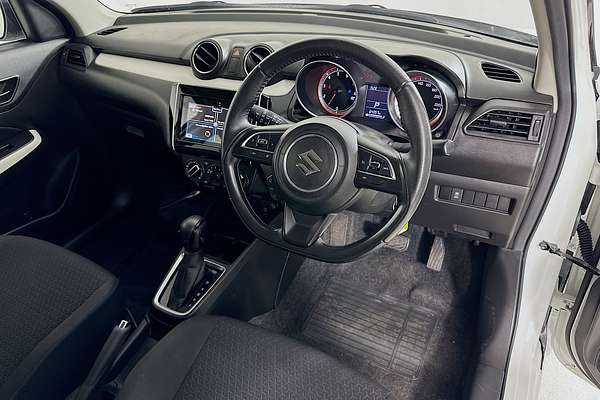 2020 Suzuki SWIFT GL NAVI AZ SERIES II