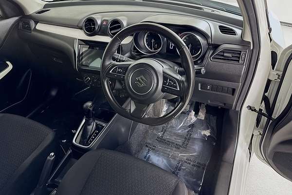 2023 Suzuki SWIFT GL NAVI AZ SERIES II