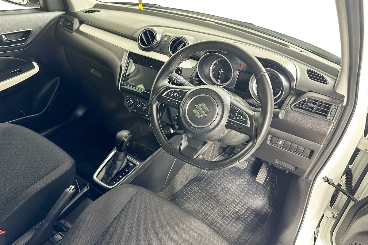 2020 Suzuki SWIFT GL NAVI AZ SERIES II