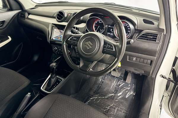 2023 Suzuki SWIFT GL NAVI AZ SERIES II