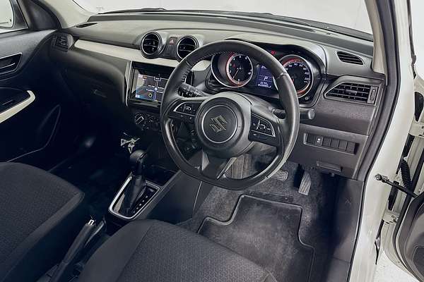 2020 Suzuki SWIFT GL NAVI AZ SERIES II