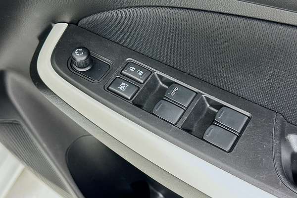 2020 Suzuki SWIFT GL NAVI AZ SERIES II