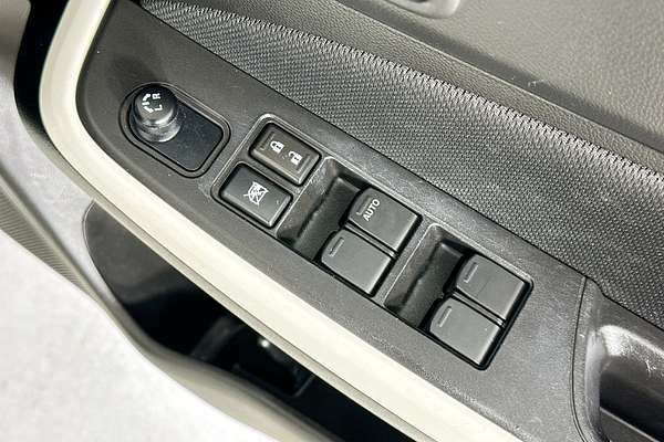 2023 Suzuki SWIFT GL NAVI AZ SERIES II