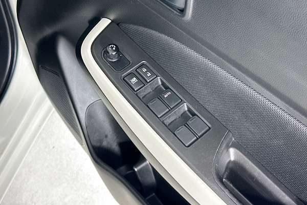 2023 Suzuki SWIFT GL NAVI AZ SERIES II