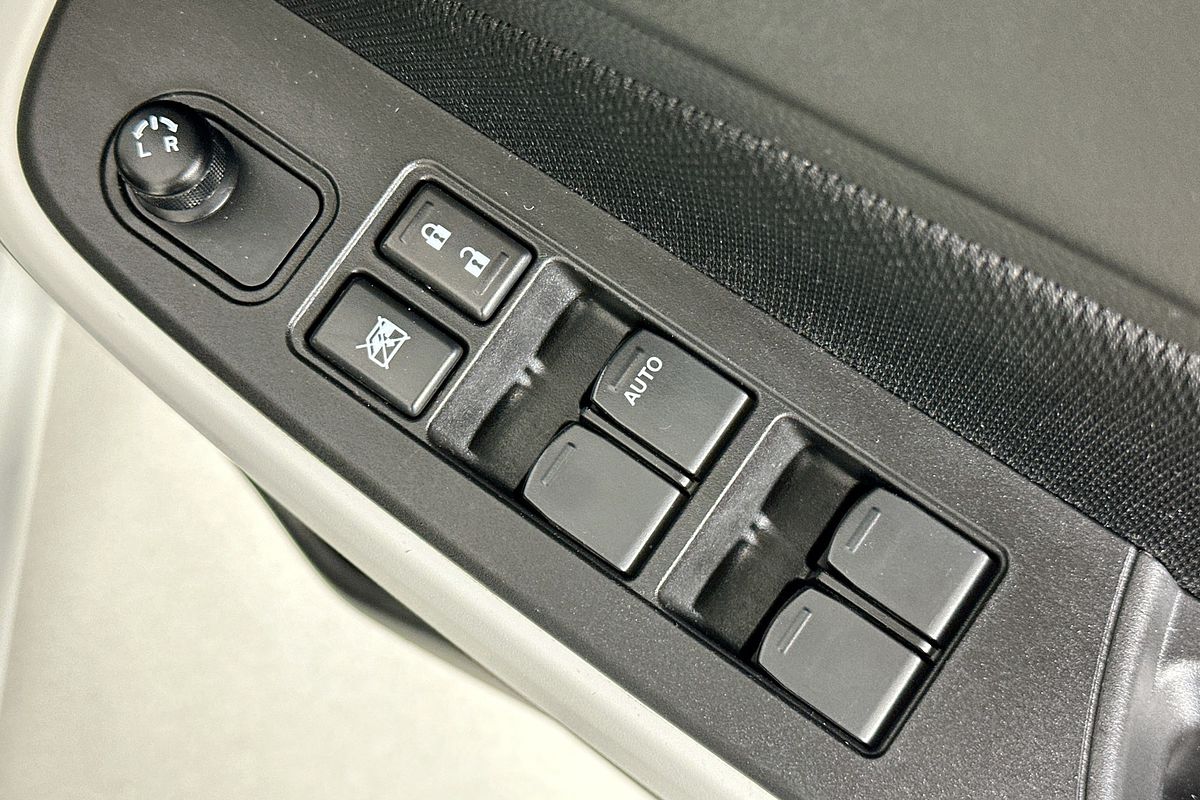 2023 Suzuki SWIFT GL NAVI AZ SERIES II