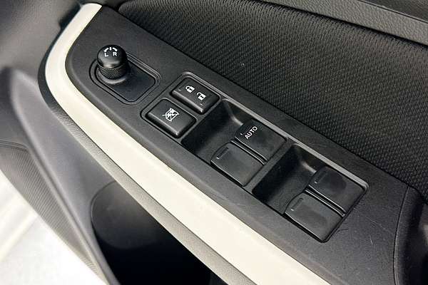 2023 Suzuki SWIFT GL NAVI AZ SERIES II