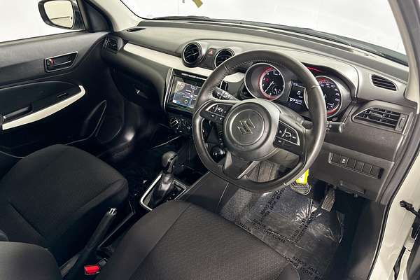 2023 Suzuki SWIFT GL NAVI AZ SERIES II