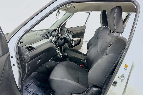 2020 Suzuki SWIFT GL NAVI AZ SERIES II