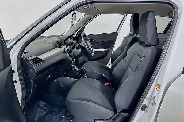 2023 Suzuki SWIFT GL NAVI AZ SERIES II